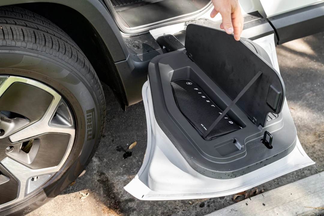 2022 Rivian R1T - Image 19 of 31