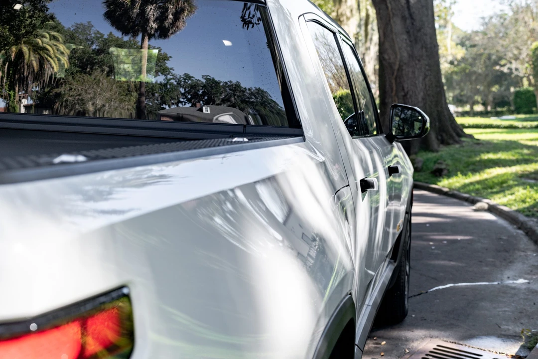 2022 Rivian R1T - Image 17 of 31