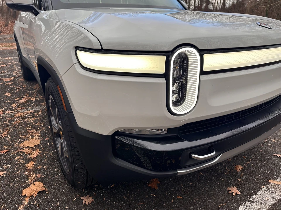 2022 Rivian R1T - Image 22 of 31
