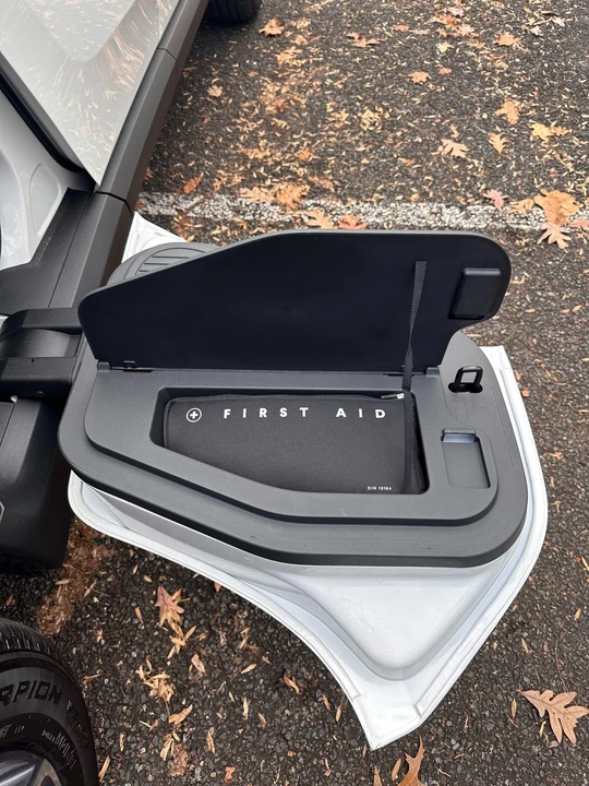 2022 Rivian R1T - Image 14 of 31