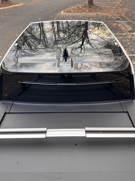 2022 Rivian R1T - Image 16 of 31