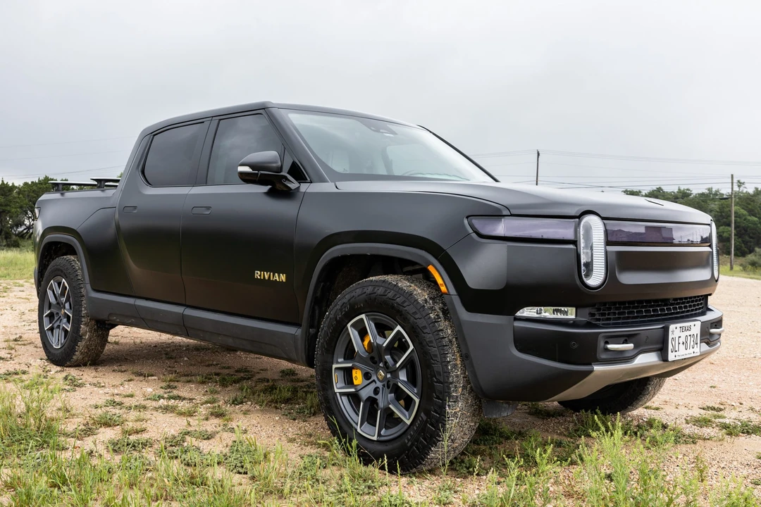 2022 Rivian R1T - Image 4 of 31