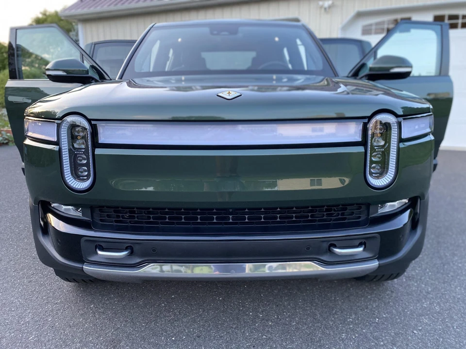 2022 Rivian R1T - Image 17 of 31