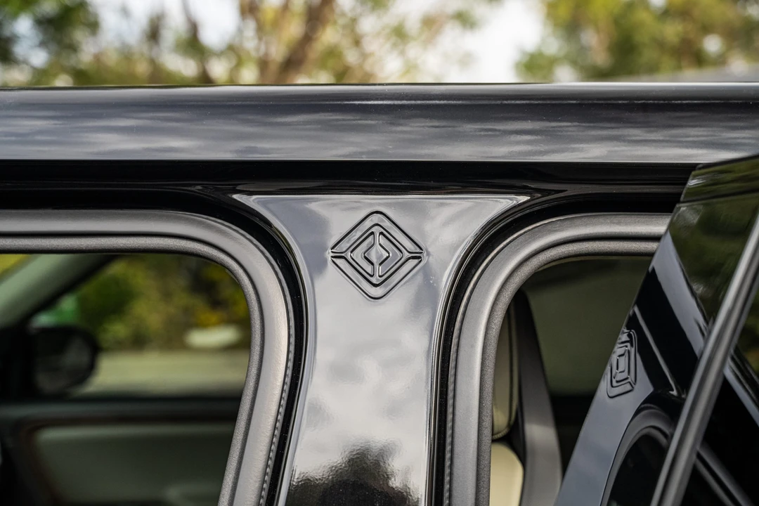 2022 Rivian R1T - Image 28 of 31