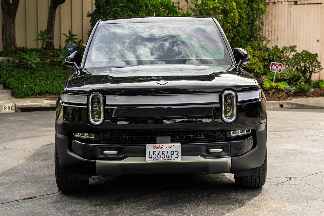 2022 Rivian R1T - Image 3 of 31