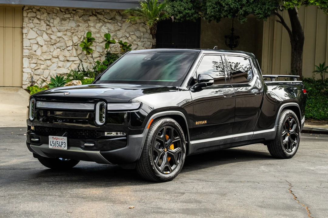 2022 Rivian R1T - Image 4 of 31