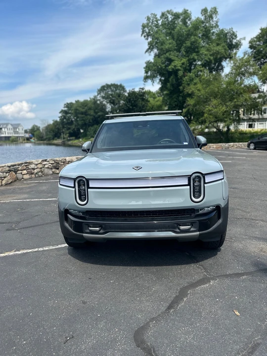 2022 Rivian R1T - Image 18 of 31