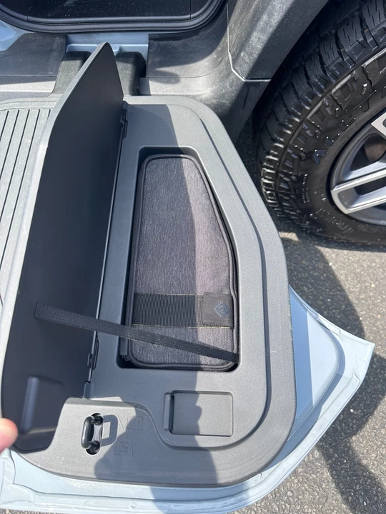 2022 Rivian R1T - Image 22 of 31