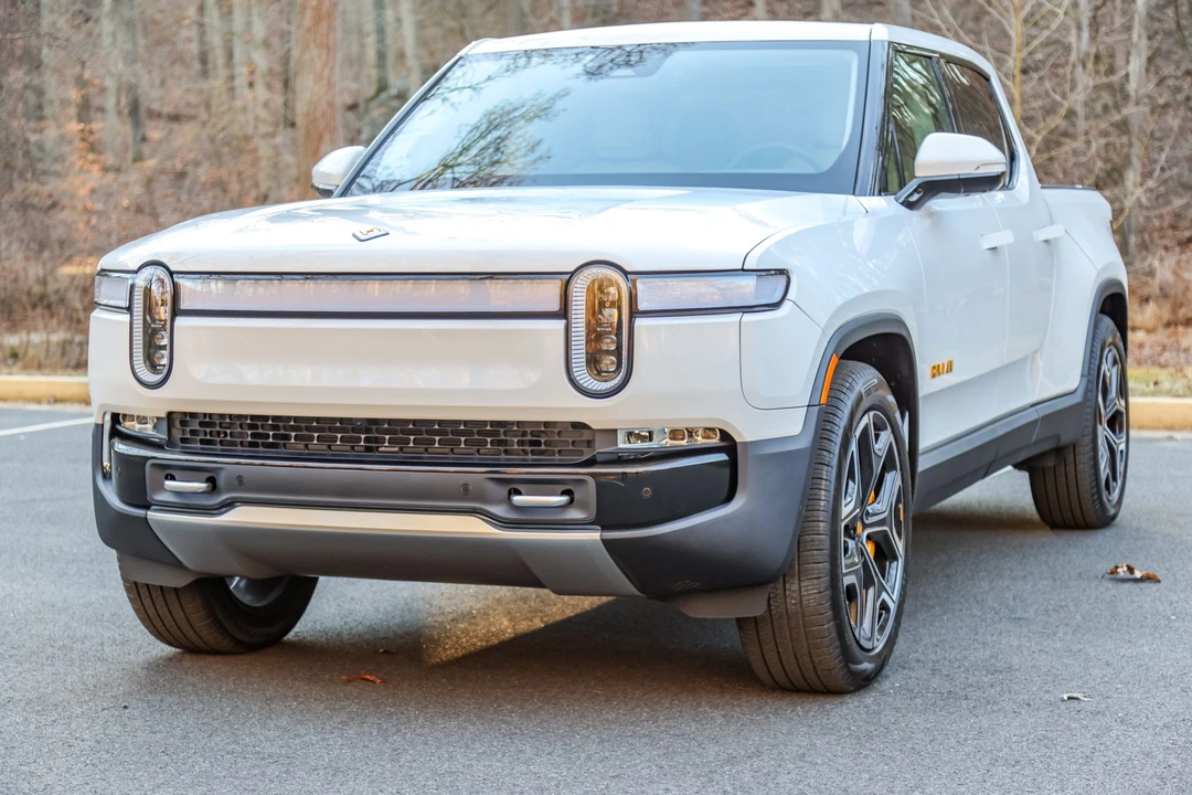 2022 Rivian R1T - Image 4 of 31