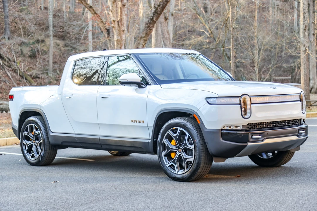 2022 Rivian R1T - Image 8 of 31