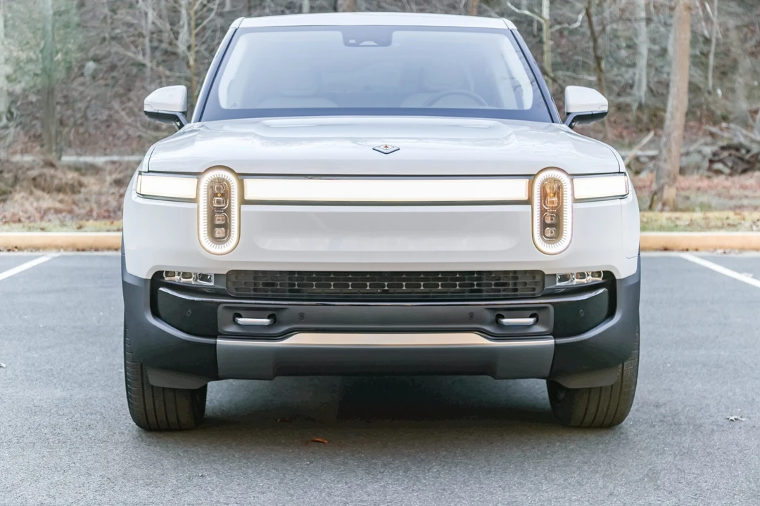 2022 Rivian R1T - Image 5 of 31