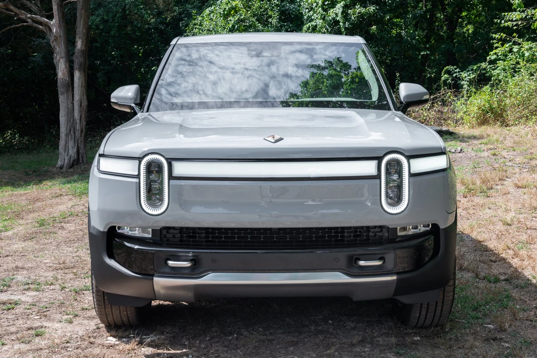 2022 Rivian R1T - Image 30 of 31