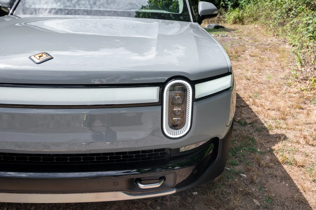 2022 Rivian R1T - Image 27 of 31