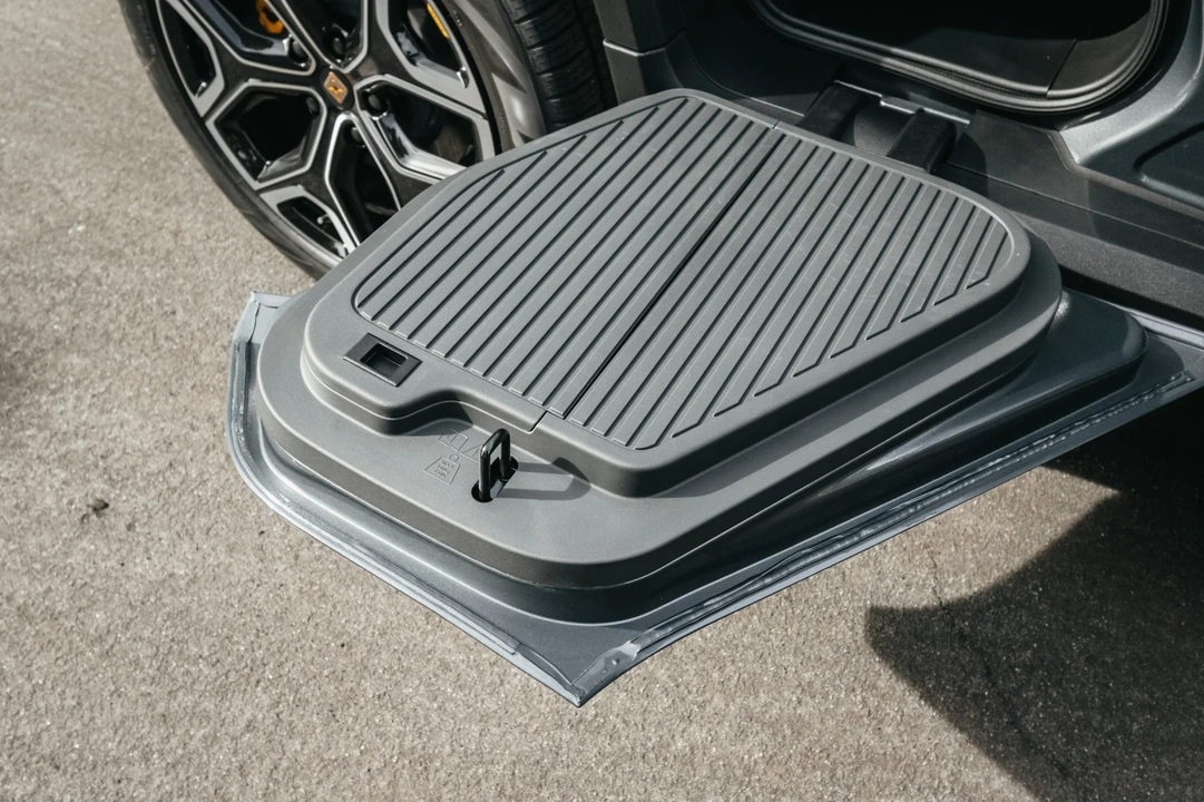 2022 Rivian R1T - Image 27 of 31