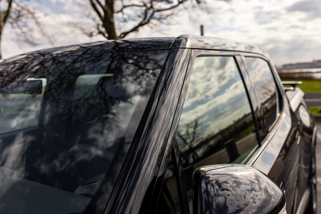 2022 Rivian R1T - Image 29 of 31