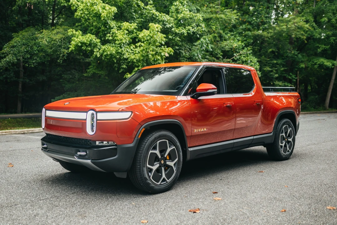 2022 Rivian R1T - Image 3 of 31