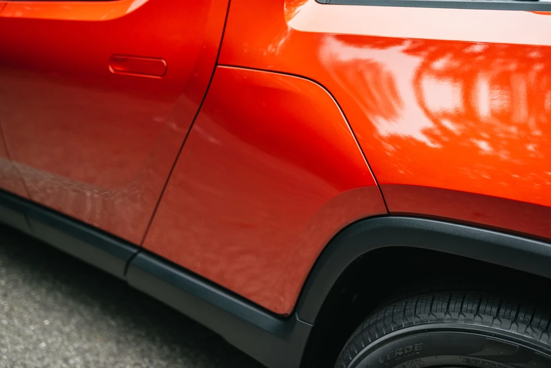 2022 Rivian R1T - Image 27 of 31