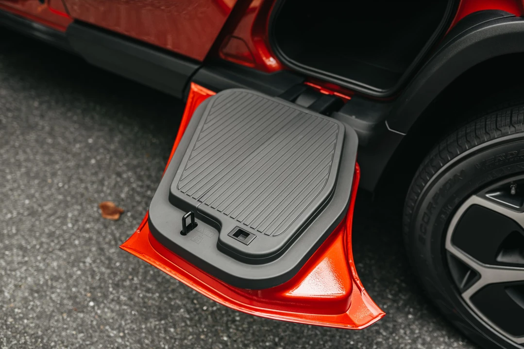 2022 Rivian R1T - Image 28 of 31