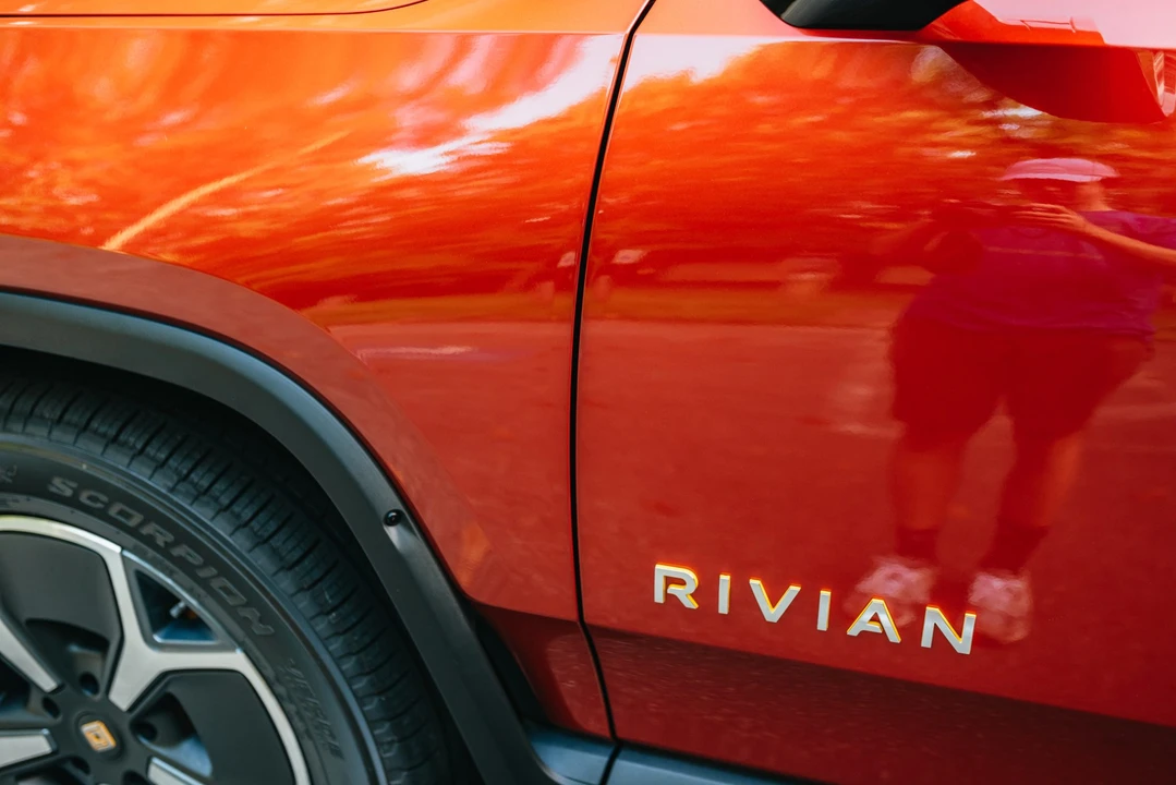 2022 Rivian R1T - Image 20 of 31