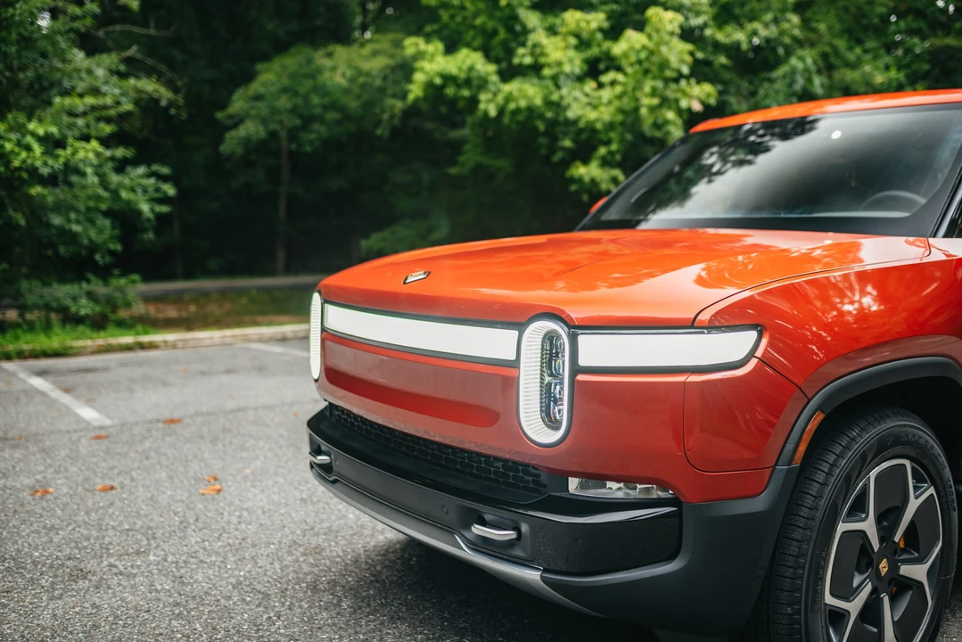 2022 Rivian R1T - Image 16 of 31