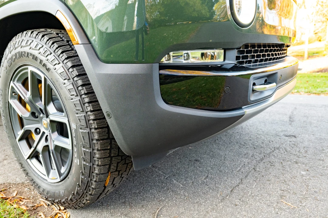 2022 Rivian R1T - Image 15 of 31
