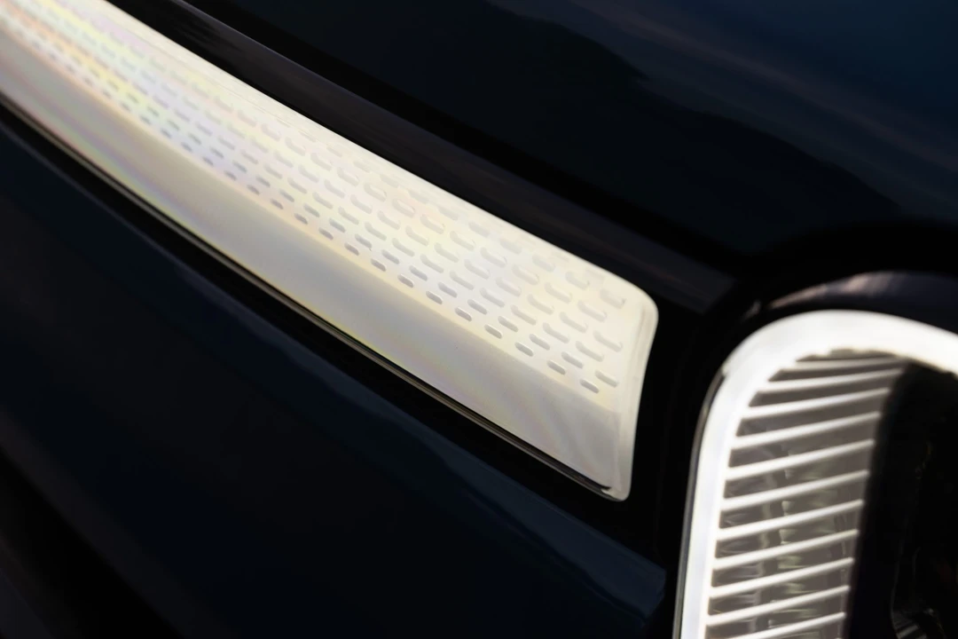 2022 Rivian R1T - Image 14 of 31
