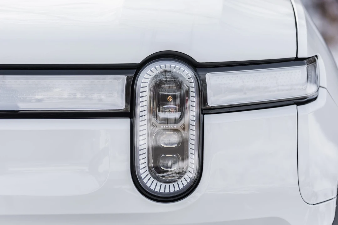 2022 Rivian R1T - Image 20 of 31