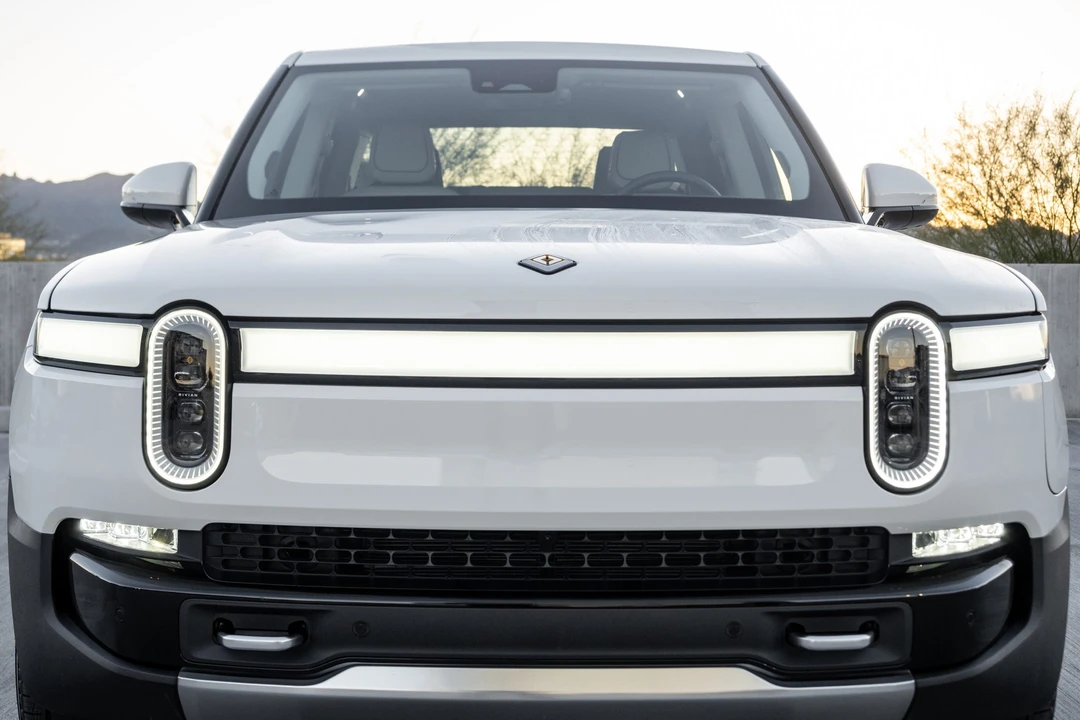 2022 Rivian R1T - Image 11 of 31
