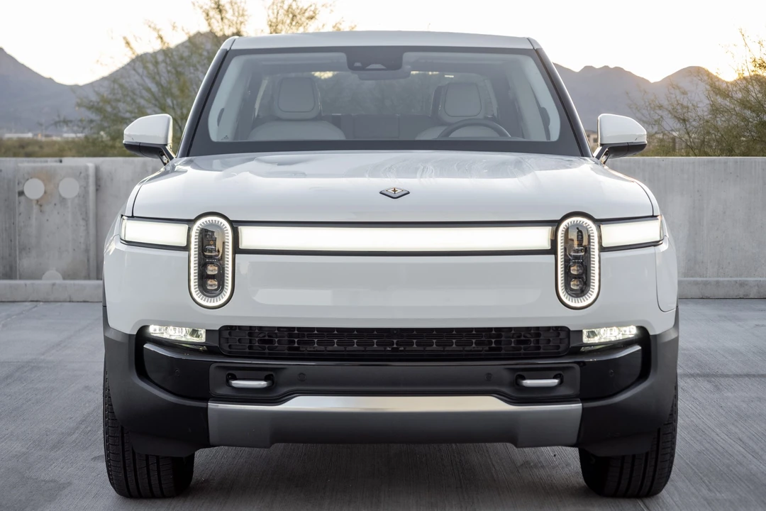 2022 Rivian R1T - Image 10 of 31