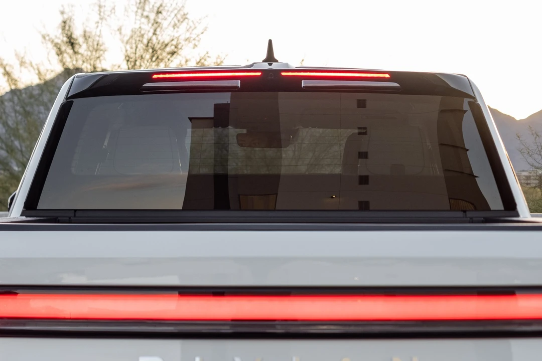 2022 Rivian R1T - Image 21 of 31
