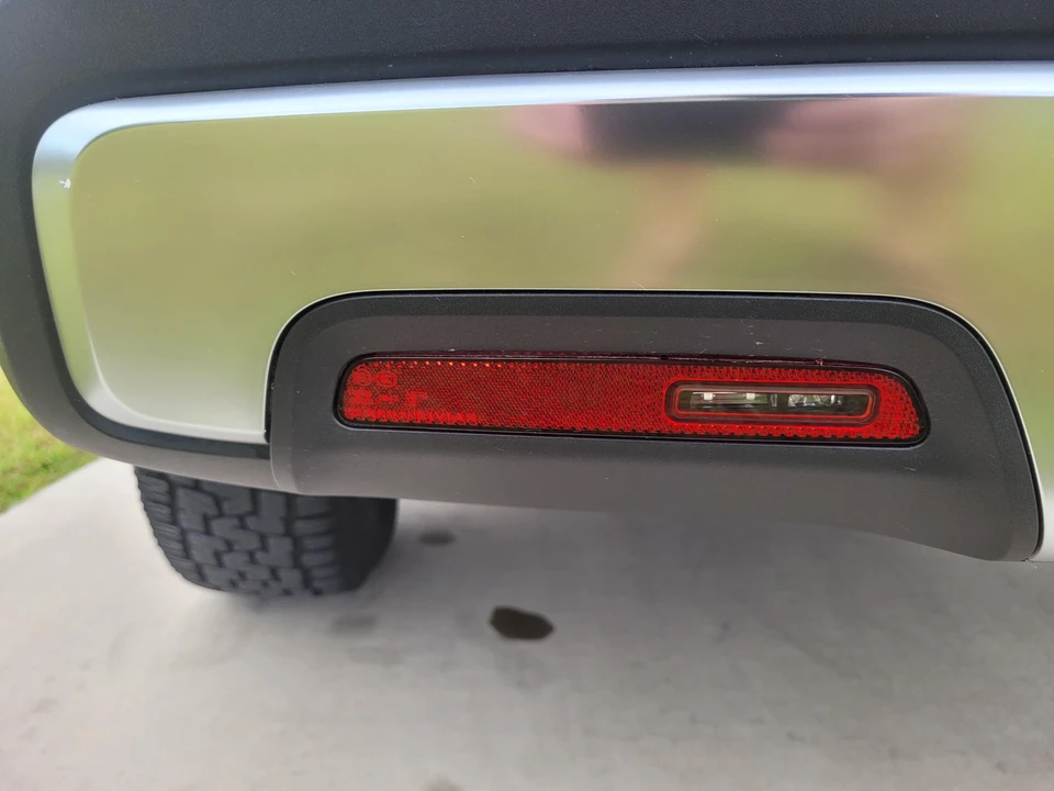 2022 Rivian R1T - Image 23 of 31