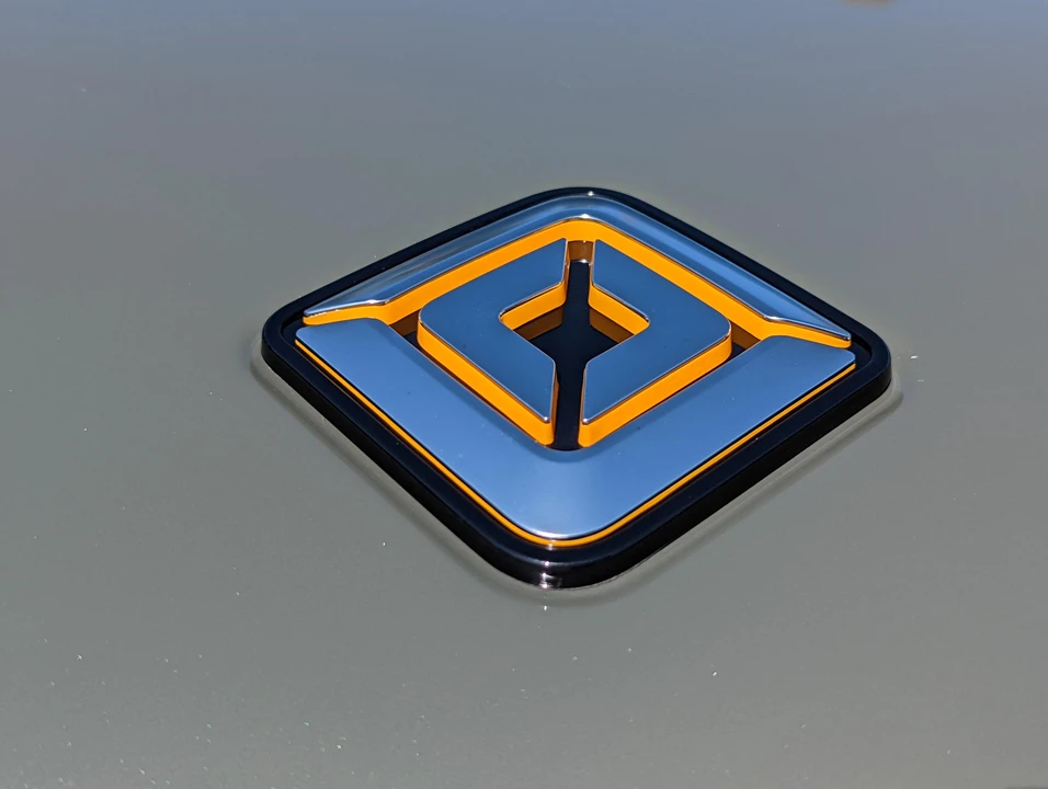 2022 Rivian R1T - Image 24 of 31