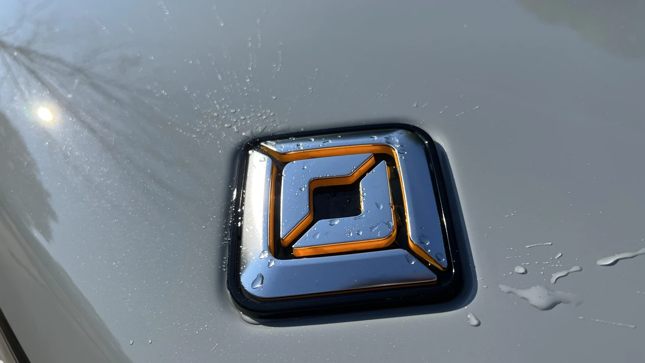 2022 Rivian R1T - Image 25 of 31