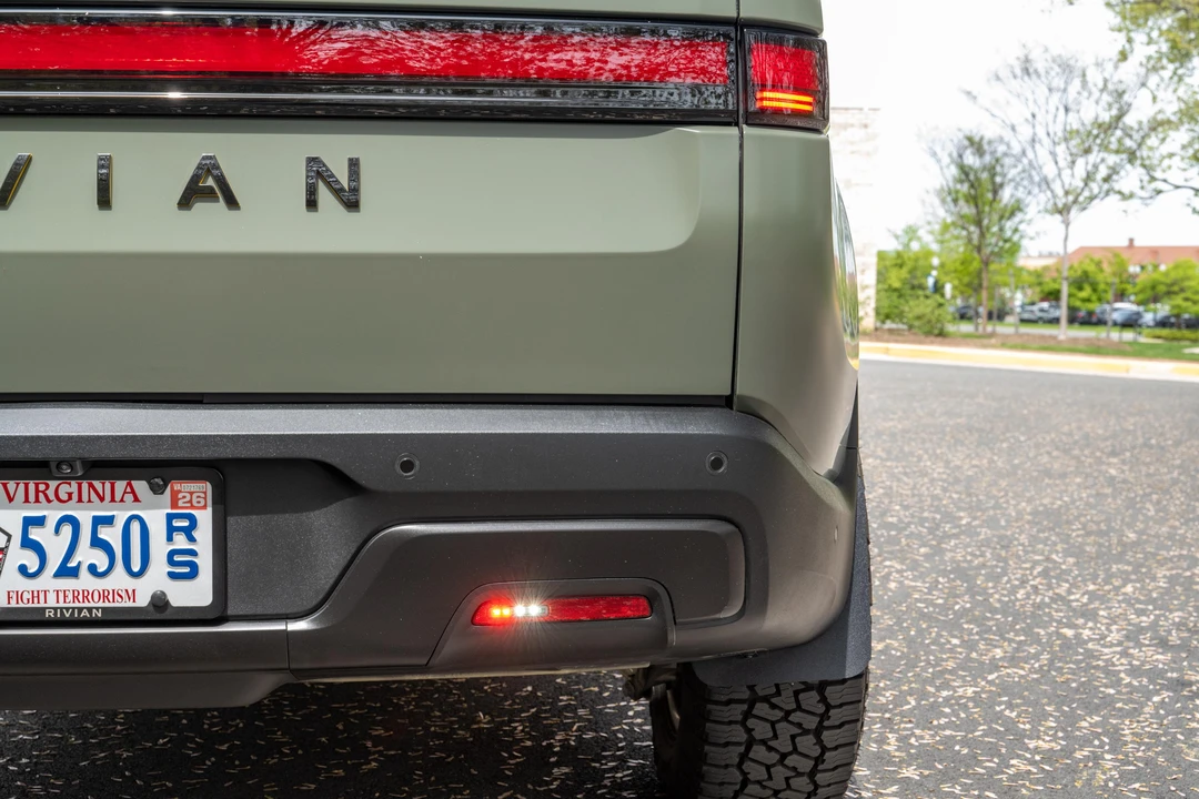 2022 Rivian R1T - Image 28 of 30