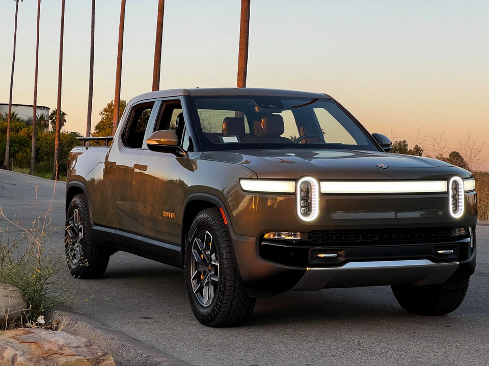 2022 Rivian R1T - Image 24 of 31