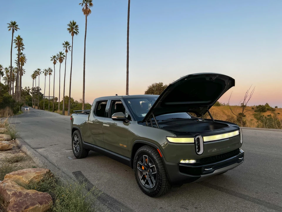 2022 Rivian R1T - Image 29 of 31