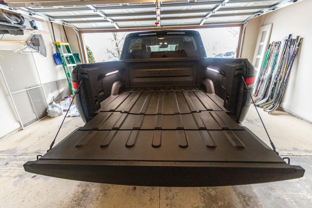 2022 Rivian R1T - Image 19 of 31