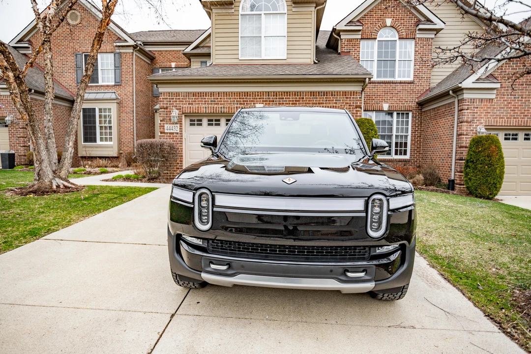 2022 Rivian R1T - Image 6 of 31