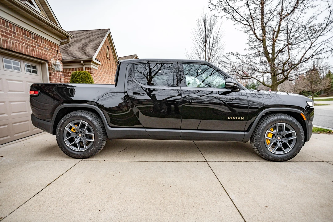 2022 Rivian R1T - Image 22 of 31