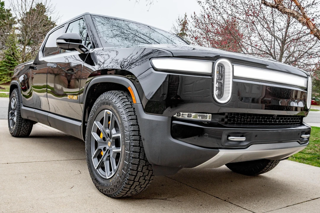 2022 Rivian R1T - Image 3 of 31