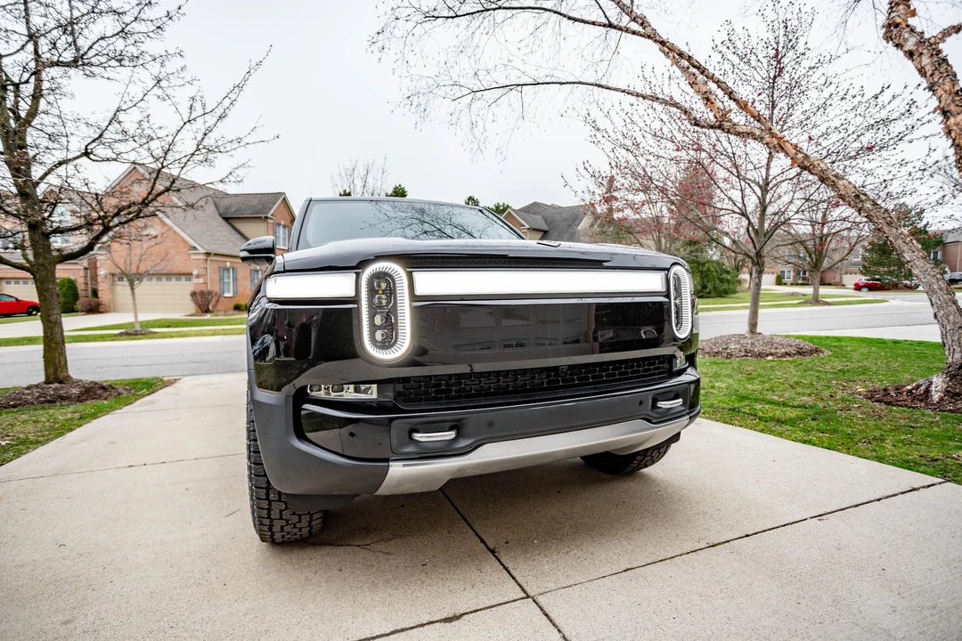 2022 Rivian R1T - Image 25 of 31