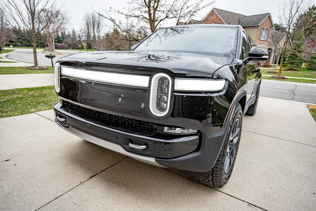 2022 Rivian R1T - Image 11 of 31