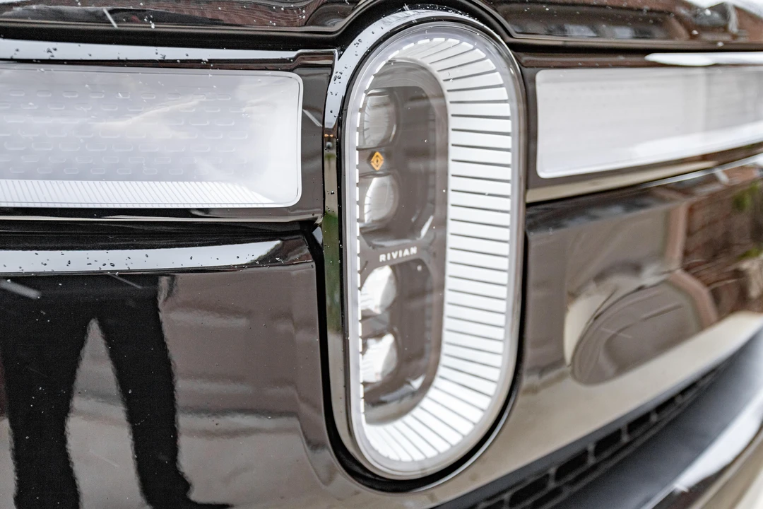 2022 Rivian R1T - Image 27 of 31