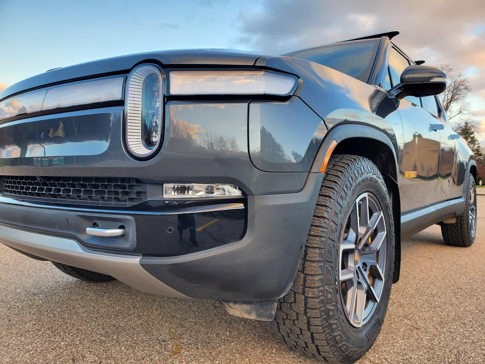 2022 Rivian R1T - Image 23 of 31