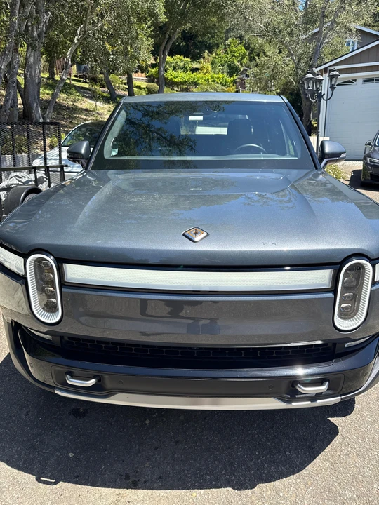2022 Rivian R1T - Image 15 of 31