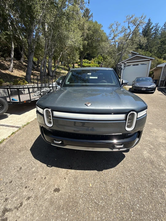 2022 Rivian R1T - Image 8 of 31