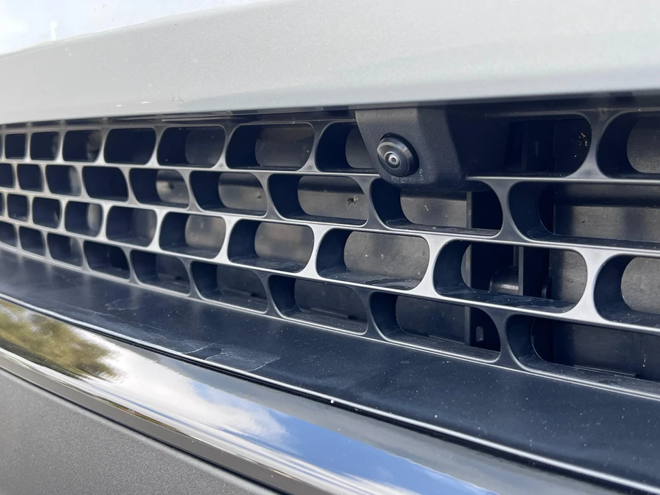 2022 Rivian R1T - Image 14 of 31