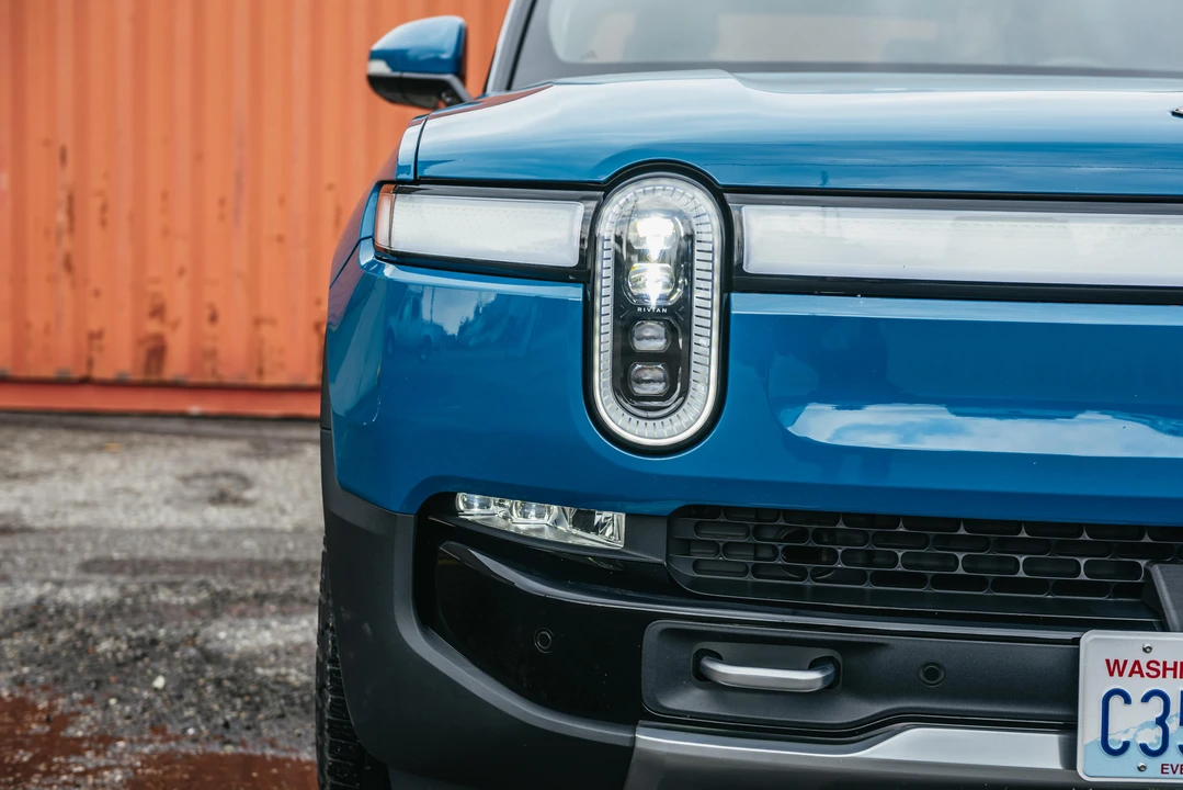 2022 Rivian R1T - Image 11 of 26