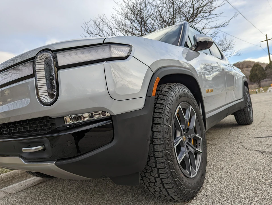 2022 Rivian R1T - Image 19 of 31