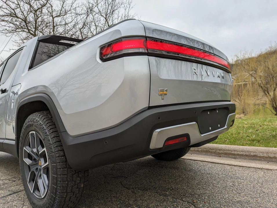2022 Rivian R1T - Image 29 of 31